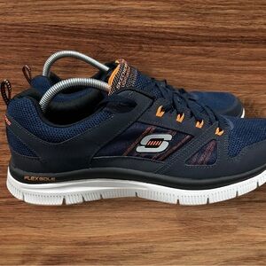 Men’s Skechers Navy & Orange Mesh S Logo Lightweight Running Sneakers, Size 12.
